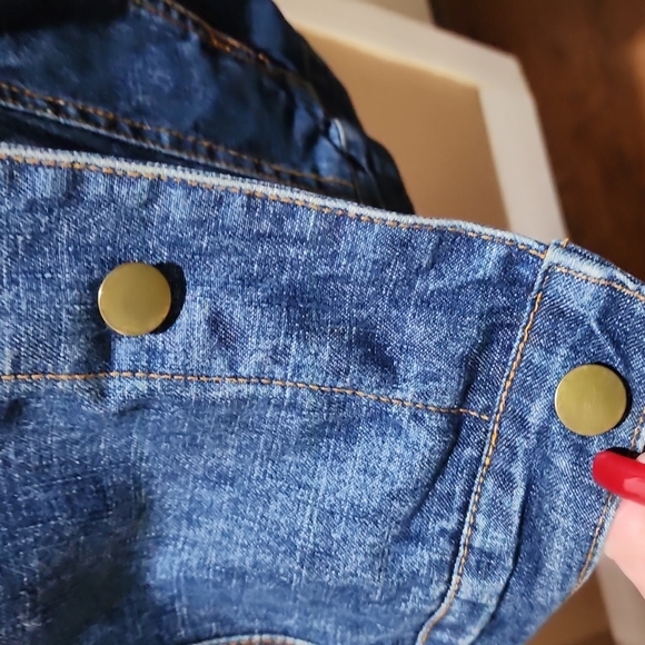 BIG DOGS Women's Jean Jacket - Picture 2 of 10